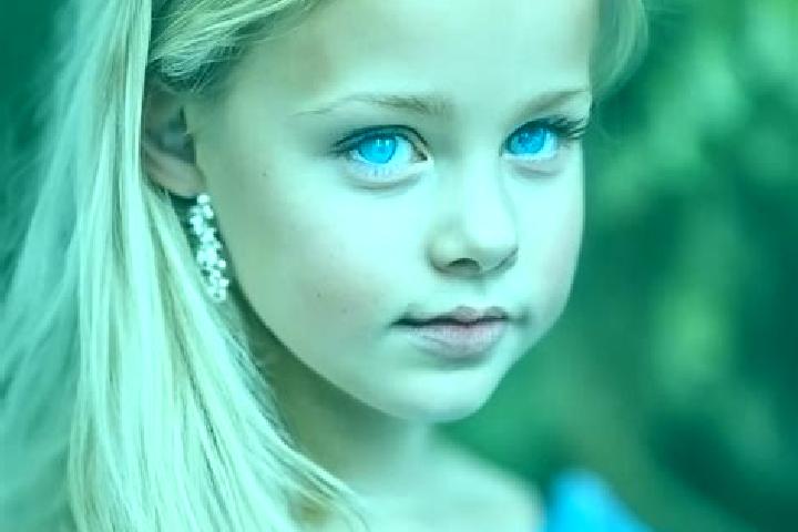 Willow, 22, a blonde blue-eyed middle eastern companion based in A Guarda. Offering Party Girl, CIM, Prostate Massage. Available for incall and outcall, over...