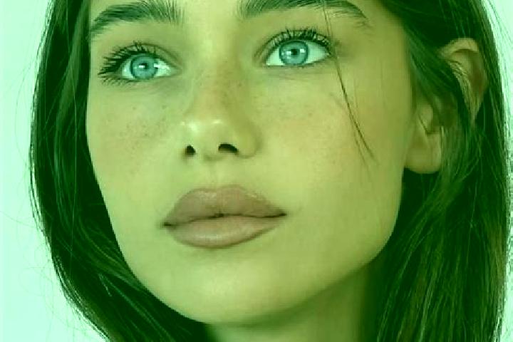 Willow, 22, a brunette amber-eyed caucasian companion based in Tegerfelden. Offering Duos, Couples, Travel Companion. Available for incall and outcall, overn...