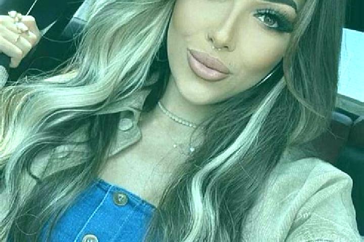 Willow, 22, a dark blonde brown-eyed indian companion based in Zozutla. Offering Roleplay, BDSM, Deep French Kissing. Available for incall and outcall, overn...