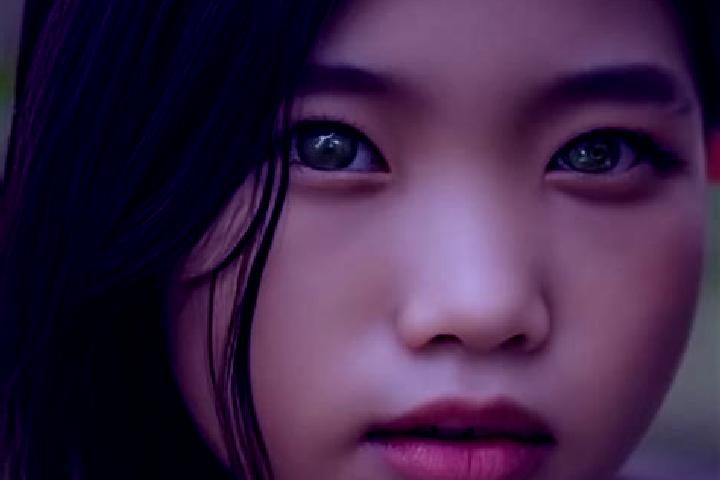 Willow, 22, a red green-eyed asian companion based in Massimeno. Offering Girlfriend Experience, Overnight, Tantra, Domination. Available for incall and outc...