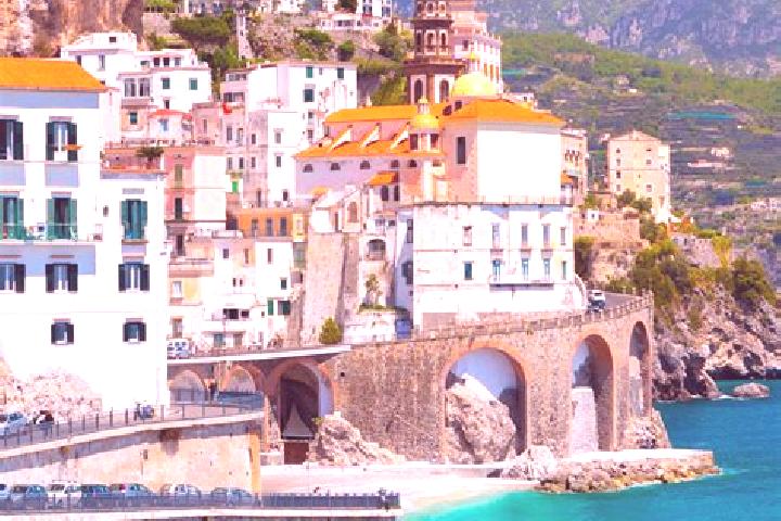 Willow, 22 — Escort in Banchette, Italy