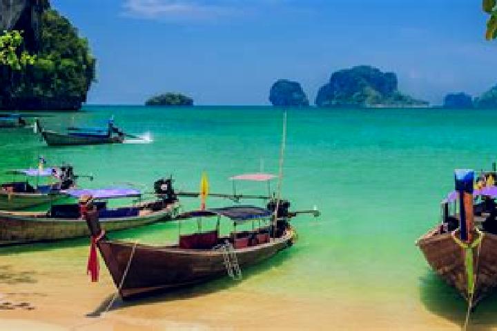 Willow, 22 — Escort in Mae Mo, Thailand