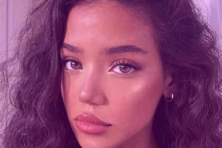 Willow, 23, a black brown-eyed mediterranean companion based in Bituruna. Offering OWO, Domination, Duos. Available for incall and outcall, overnight booking...