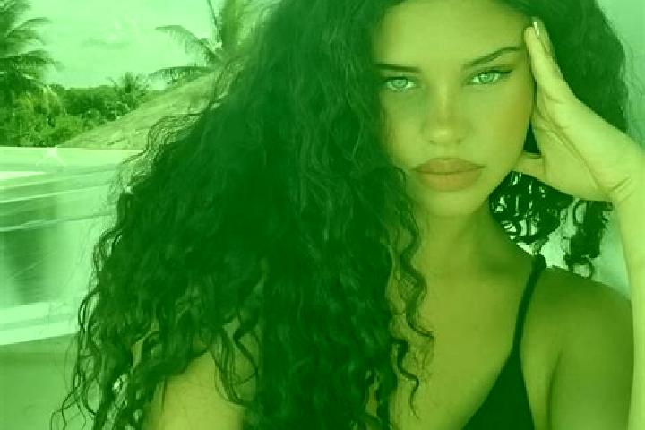 Willow, 23, a black grey-eyed latina companion based in Villa Vomano. Offering GFE, Girlfriend Experience. Available for incall and outcall, overnight bookin...