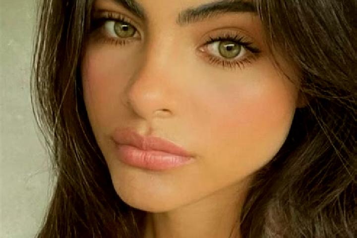 Willow, 23, a brunette dark-eyed mediterranean companion based in Terramuggus. Offering Dinner Date, Overnight, Girlfriend Experience. Available for incall a...