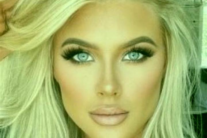 Willow, 23, a platinum blonde dark-eyed ebony companion based in Moedingen. Offering A-Level, Party Girl, Domination, Girlfriend Experience. Available for in...