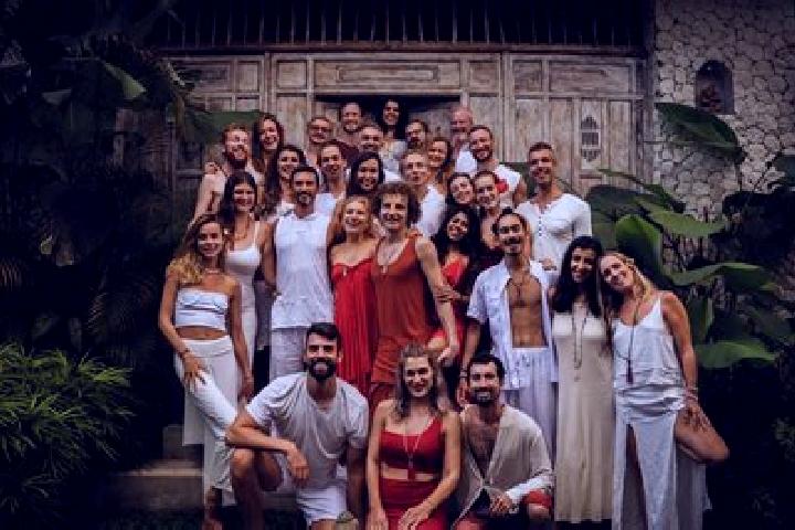 Willow, 23, a red green-eyed caucasian companion based in Kuttuparamba. Offering Deep French Kissing, OWO, Massage, Duos, Tantra. Available for incall and ou...