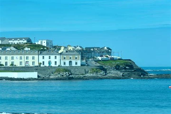 Willow, 23 — Escort in Kilkee, Ireland