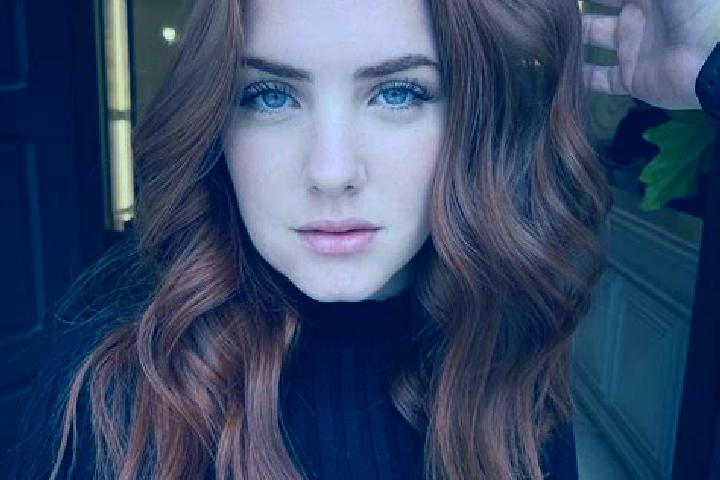 Willow, 24, a auburn blue-eyed caucasian companion based in Emirdag. Offering 69, A-Level. Available for incall and outcall, overnight bookings available.