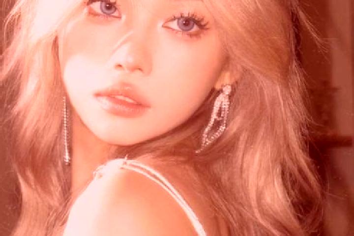 Willow, 24, a blonde dark-eyed asian companion based in Benaguasil. Offering OWO, Party Girl, Overnight. Available for incall and outcall, overnight bookings...