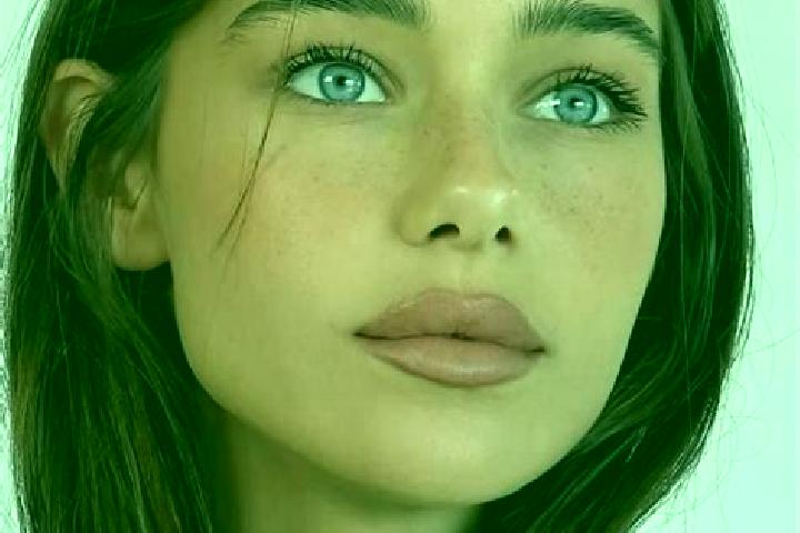 Willow, 24, a brunette green-eyed indian companion based in Pontmain. Offering OWO, GFE, Duos. Available for incall and outcall, overnight bookings available.