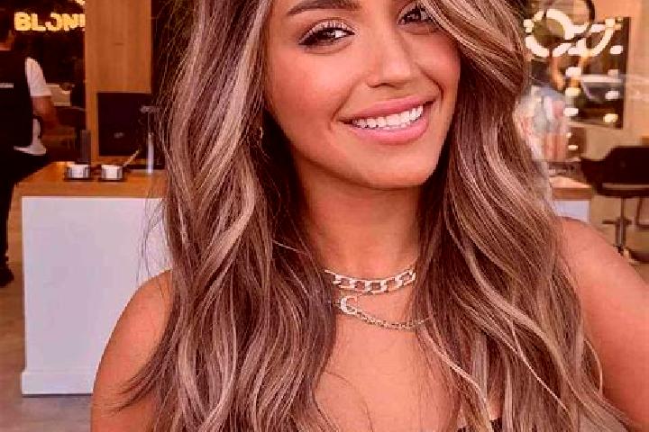 Willow, 24, a dark blonde brown-eyed mediterranean companion based in Perole. Offering BDSM, OWO. Available for incall and outcall, day and evening dates.