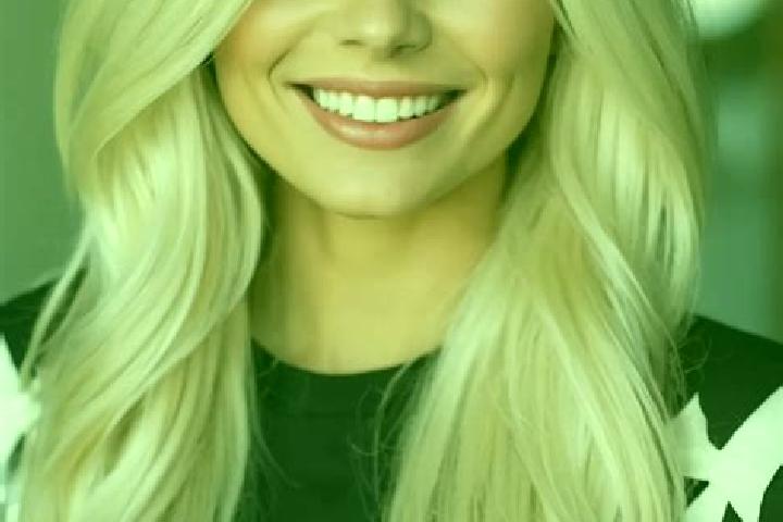 Willow, 24, a platinum blonde hazel-eyed latina companion based in Braselton. Offering BDSM, OWO. Available for incall and outcall, day and evening dates.