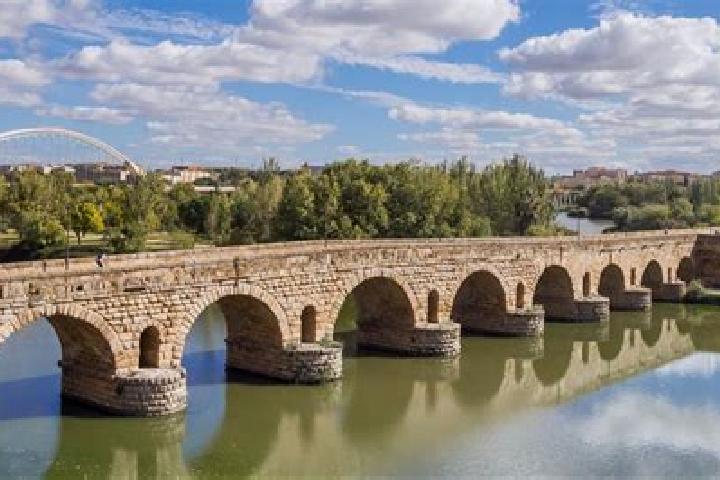 Willow, 24 — Escort in Castronuevo de Esgueva, Spain