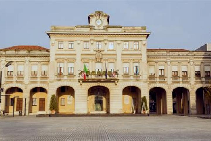 Willow, 24 — Escort in Poggio di Chiesanuova, San Marino