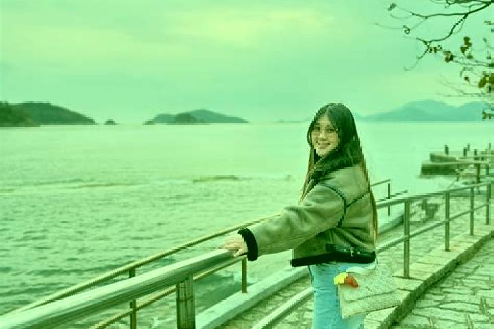 Willow, 24 — Escort in Wanying, China