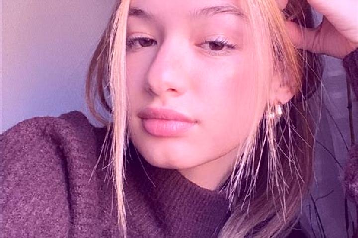 Willow, 25, a blonde brown-eyed ebony companion based in Ricaurte. Offering Massage, Couples, Girlfriend Experience. Available for incall and outcall, overni...