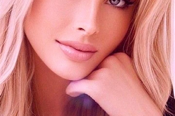 Willow, 25, a blonde dark-eyed caucasian companion based in Ecos. Offering Dinner Date, CIM, Girlfriend Experience, Massage. Available for incall and outcall...
