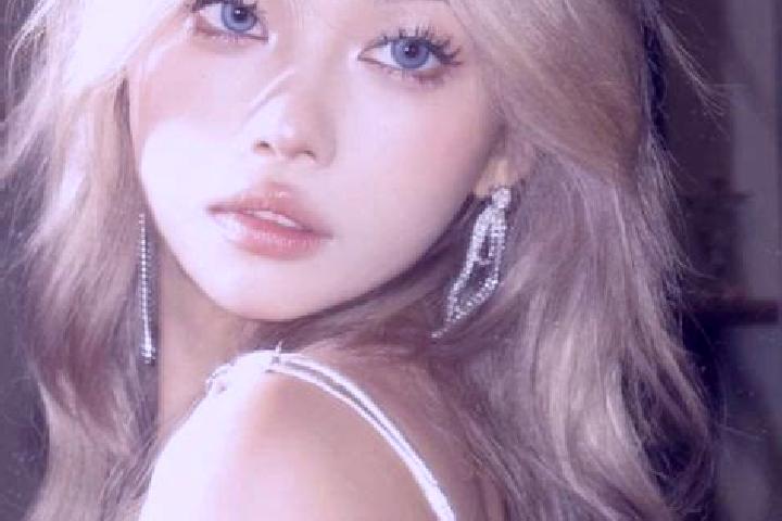 Willow, 25, a blonde grey-eyed asian companion based in Nimsreuland. Offering Travel Companion, 69, OWO. Available for incall and outcall, overnight bookings...