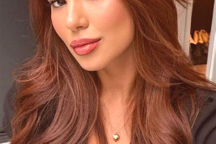 Willow, 25, a chestnut dark-eyed latina companion based in Kampong Sungai Rusa. Offering Party Girl, Tantra, Girlfriend Experience, Massage, A-Level. Availab...