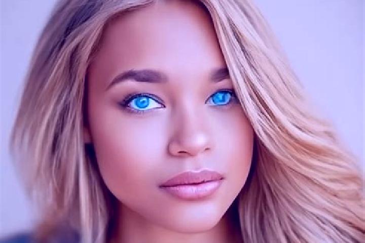 Willow, 25, a dark blonde blue-eyed latina companion based in Varvasaina. Offering Erotic Massage, Dinner Date, Prostate Massage, Party Girl, Striptease. Ava...
