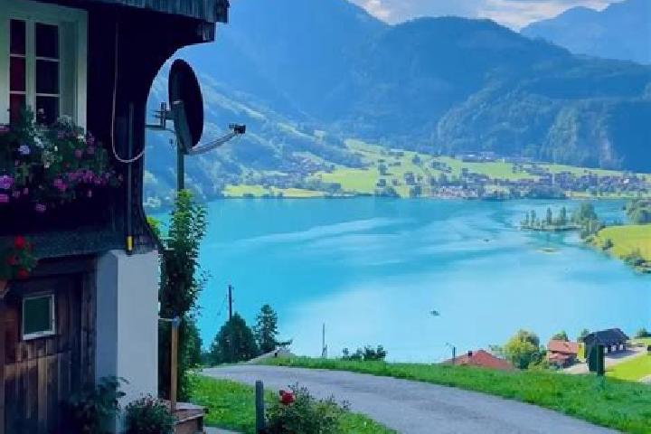 Willow, 25 — Escort in Brutten, Switzerland