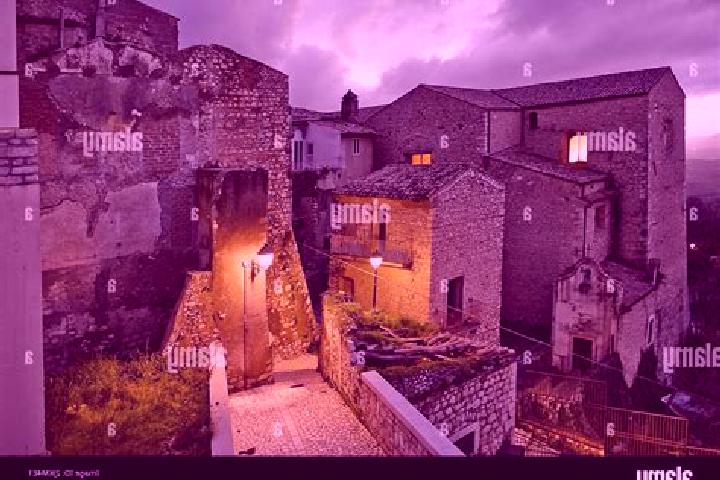 Willow, 25 — Escort in Guardia Sanframondi, Italy