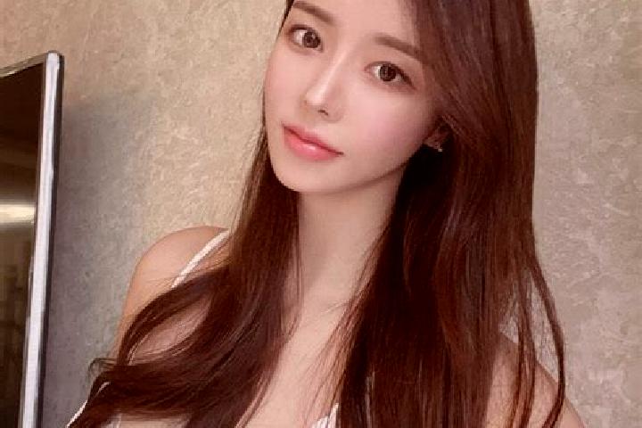 Willow, 25 — Escort in Haoba, China