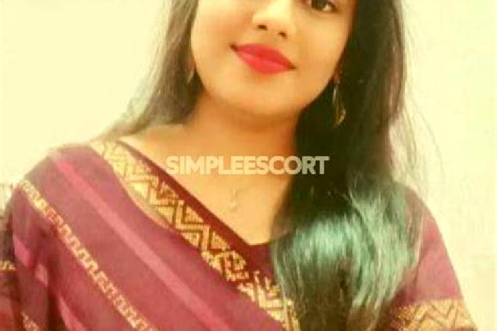 Willow, 25 — Escort in Latur, India