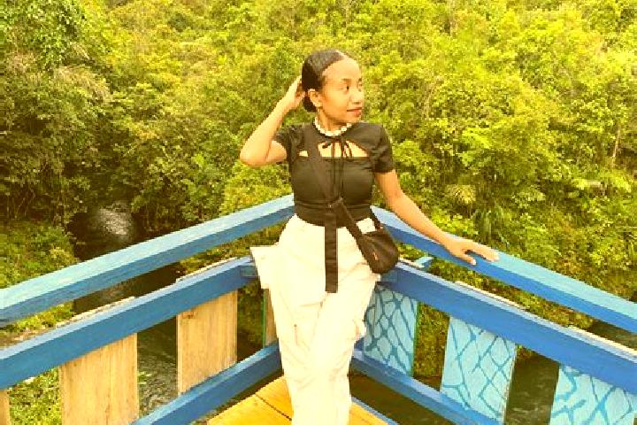 Willow, 25 — Escort in Teminabuan, Indonesia