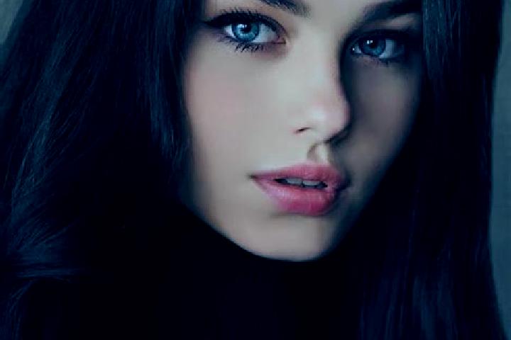 Willow, 26, a black dark-eyed caucasian companion based in Japonvar. Offering BDSM, Fetish, Dinner Date. Available for incall and outcall, day and evening da...