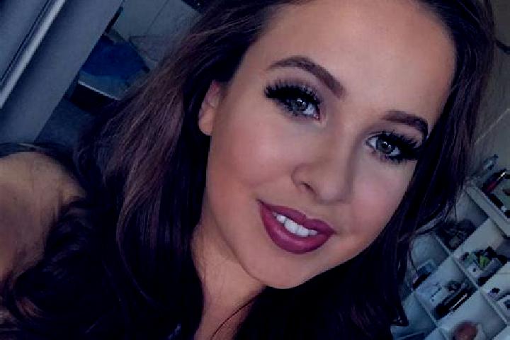 Willow, 26, a dark blonde dark-eyed european companion based in Sim. Offering Prostate Massage, Striptease, Erotic Massage, CIM. Available for incall and out...