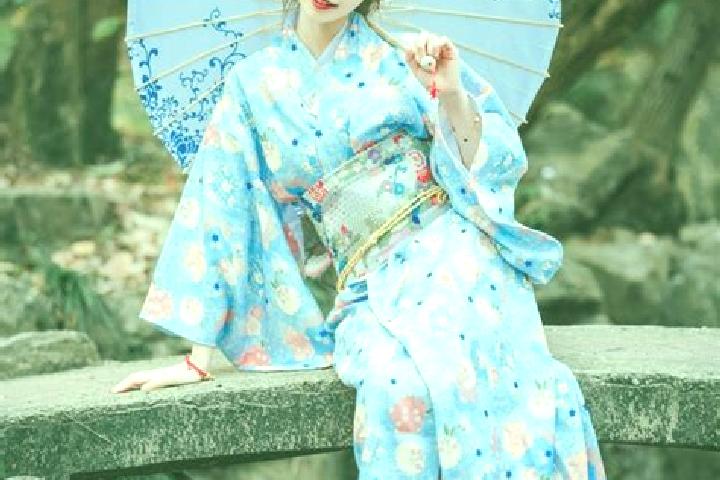 Willow, 26 — Escort in Komono, Japan