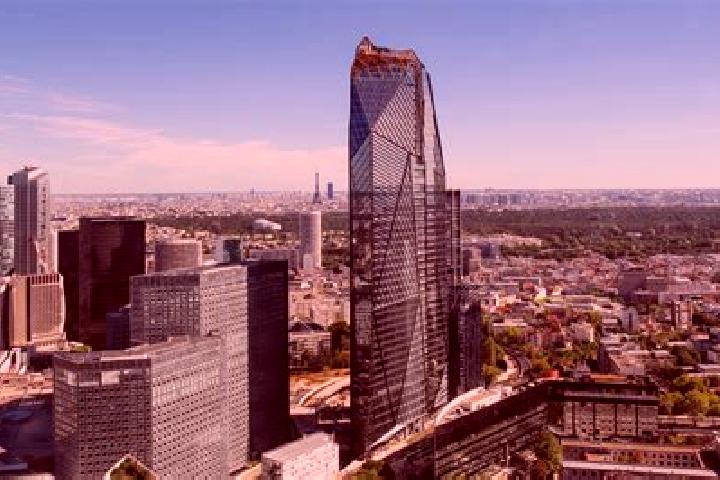 Willow, 26 — Escort in La Defense, France