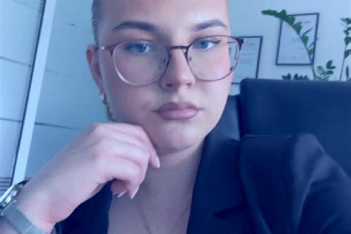 Willow, 26 — Escort in Muehlen, Austria
