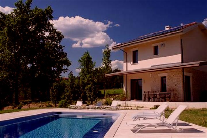 Willow, 26 — Escort in Villa Caldari, Italy