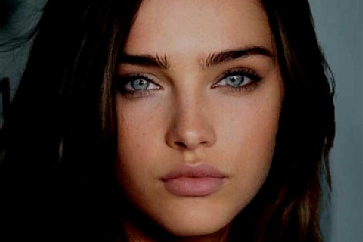 Willow, 27, a brunette blue-eyed indian companion based in Alto de Jesus. Offering Couples, OWO, Girlfriend Experience, GFE, Deep French Kissing. Available f...