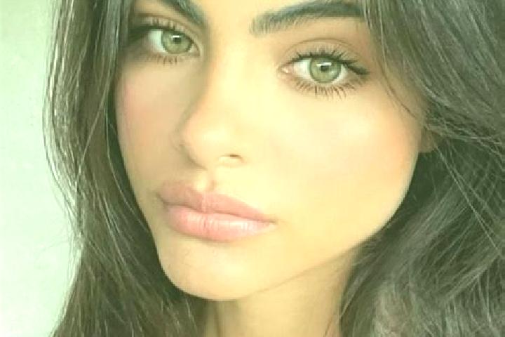 Willow, 27, a dark blonde green-eyed middle eastern companion based in Rumah. Offering Tantra, OWO, Deep French Kissing, Fetish. Available for incall and out...