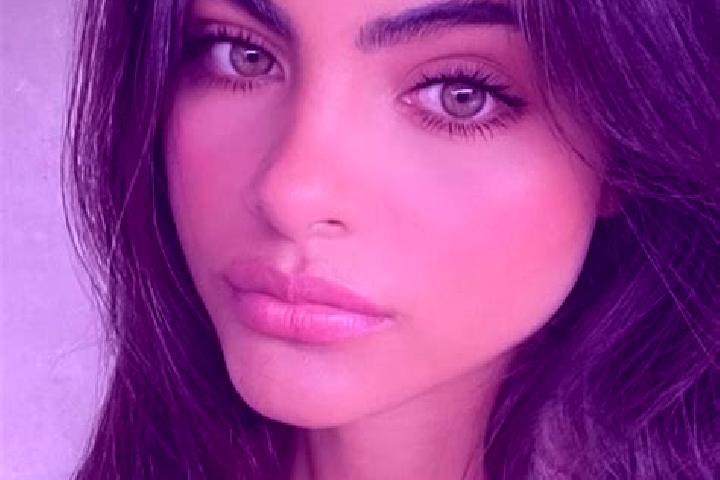 Willow, 27, a red grey-eyed indian companion based in Dusi. Offering OWO, BDSM, Tantra, Girlfriend Experience, Domination. Available for incall and outcall, ...
