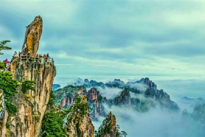 Willow, 27 — Escort in Huanshan, China