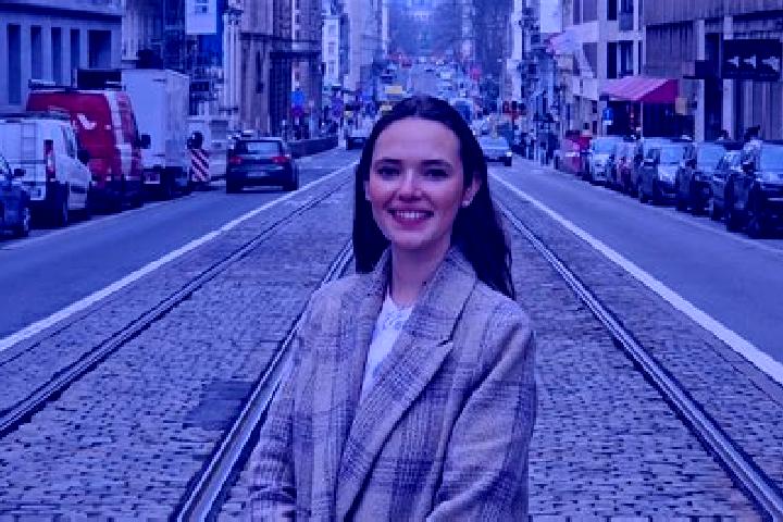 Willow, 27 — Escort in Thiaumont, Belgium