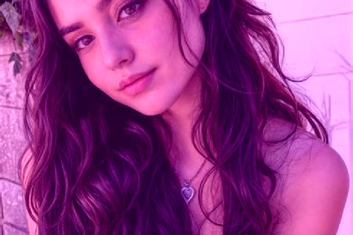 Willow, 28, a black hazel-eyed asian companion based in Mudong. Offering OWO, Roleplay, CIM, Erotic Massage. Available for incall and outcall, overnight book...