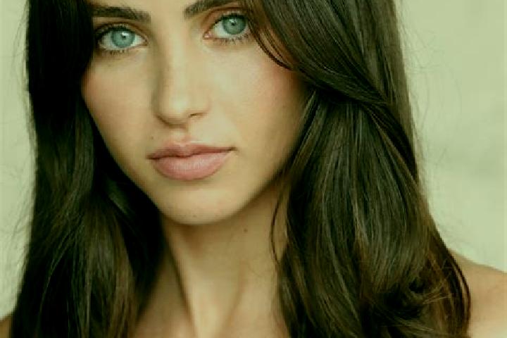 Willow, 28, a brunette brown-eyed latina companion based in Carloforte. Offering Party Girl, Domination. Available for incall and outcall, day and evening da...