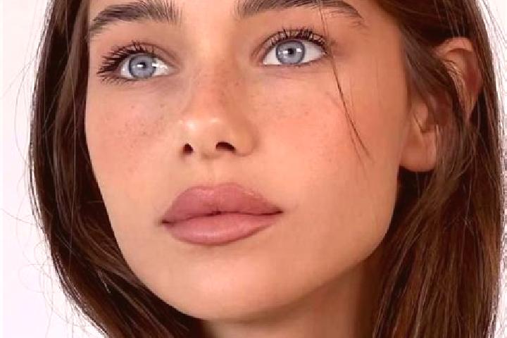 Willow, 28, a brunette green-eyed slavic companion based in Mizumotomachi. Offering Travel Companion, A-Level, CIM, Roleplay. Available for incall and outcal...