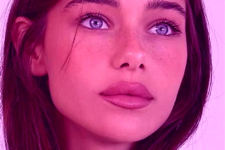 Willow, 28, a brunette grey-eyed middle eastern companion based in Dug. Offering Travel Companion, Domination, Girlfriend Experience, CIM, Striptease. Availa...