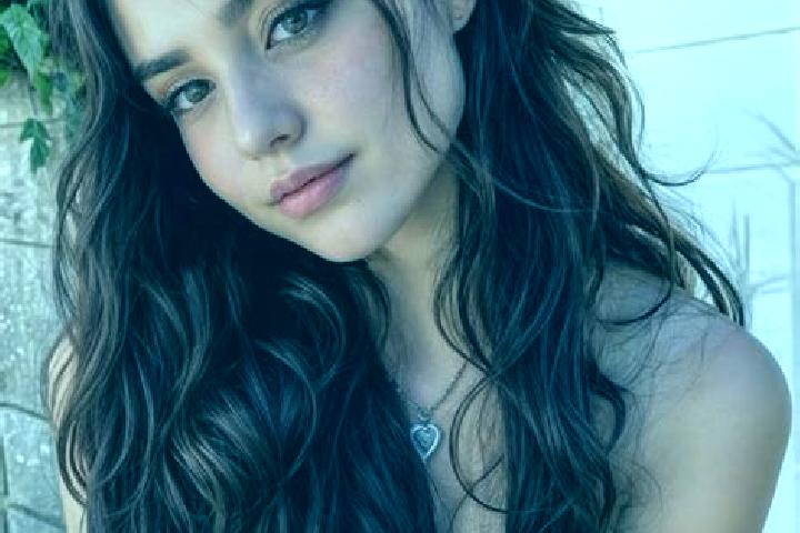Willow, 28, a brunette hazel-eyed slavic companion based in Heilsbronn. Offering Tantra, Duos, Couples. Available for incall and outcall, overnight bookings ...