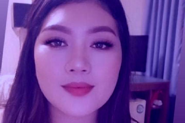 Willow, 28, a red grey-eyed asian companion based in Bonnybridge. Offering Couples, 69, Dinner Date. Available for incall and outcall, day and evening dates.