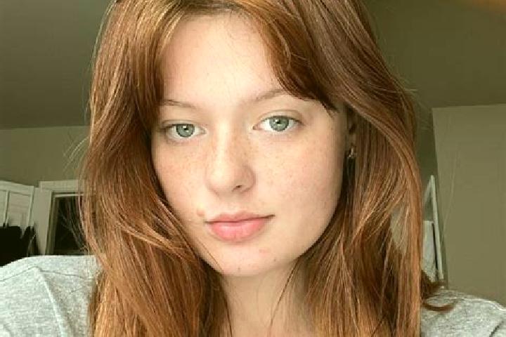 Willow, 28, a red grey-eyed european companion based in Cantallops. Offering Party Girl, Travel Companion, GFE, Girlfriend Experience, Fetish. Available for ...