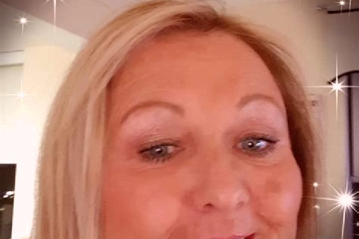 Willow, 28 — Escort in Gronant, United Kingdom