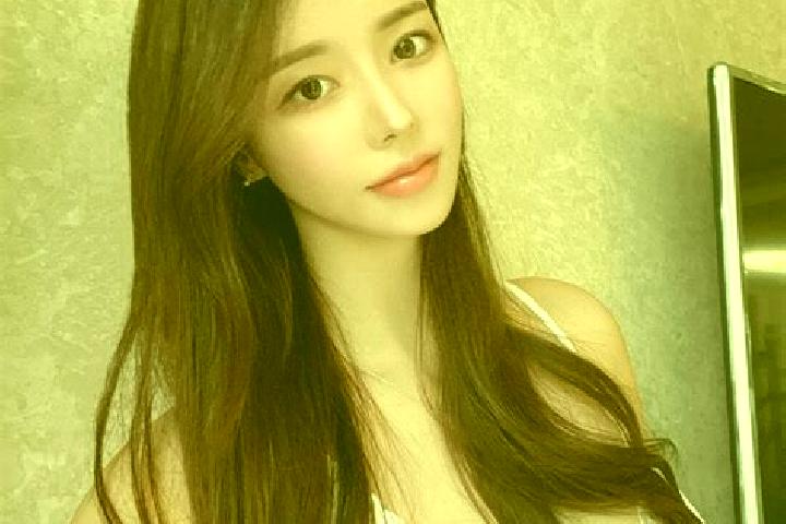 Willow, 28 — Escort in Niuwan, China